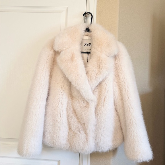 Zara White Faux Fur Jacket - Picture 5 of 5
